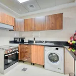 Serene 1Br At Park Terrace Silicon Oasis By Deluxe Holiday Homes